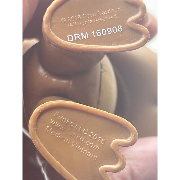 Freddy in Box Five Nights at Freddys Funko Pop Figurine - Picture 3 of 7